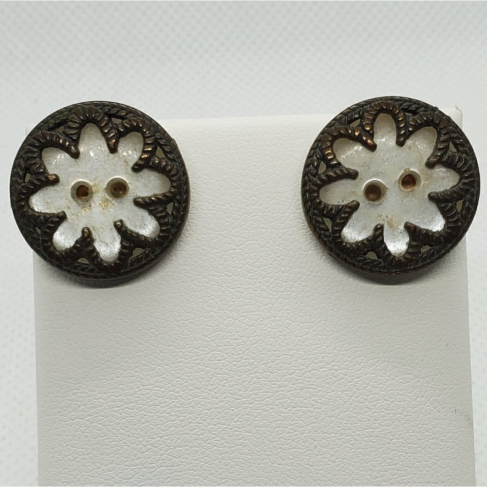 Vintage Flower Button Earrings